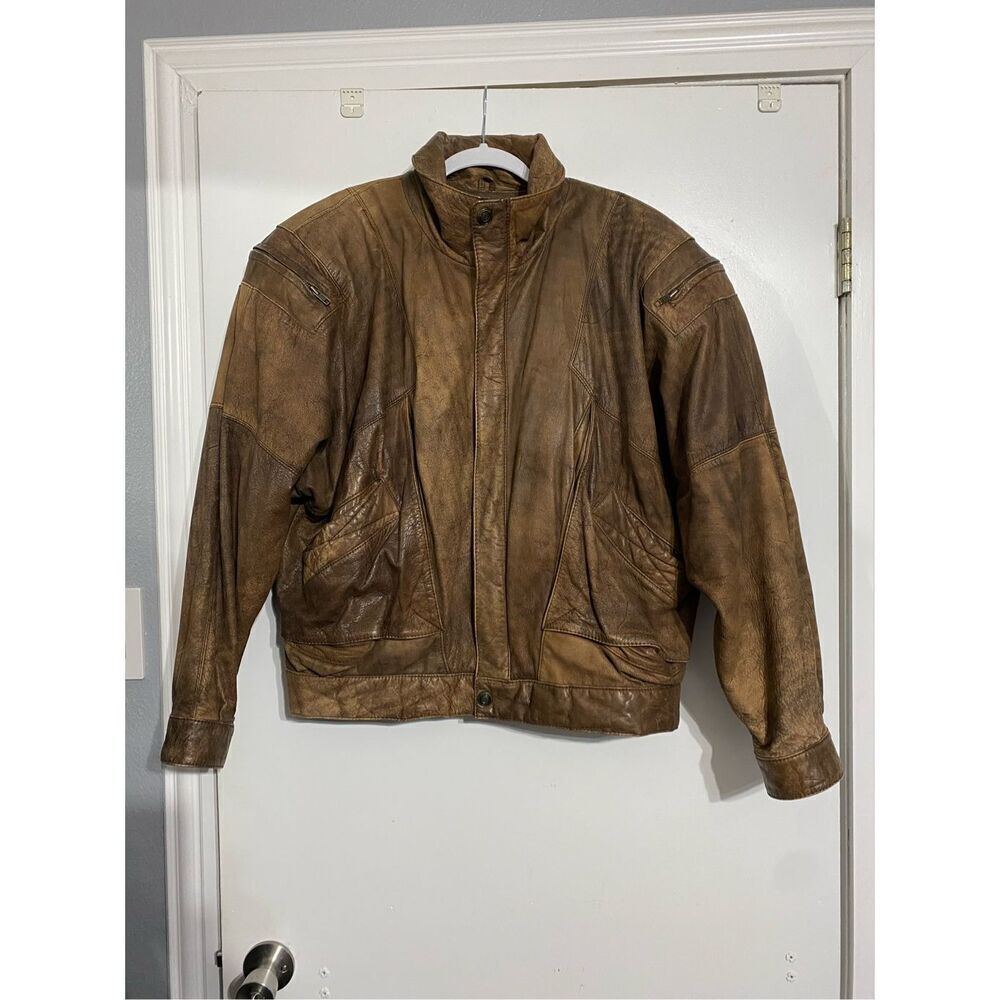 Adventure Bound Originals leather jacket  Size large. 100% leather with zip off